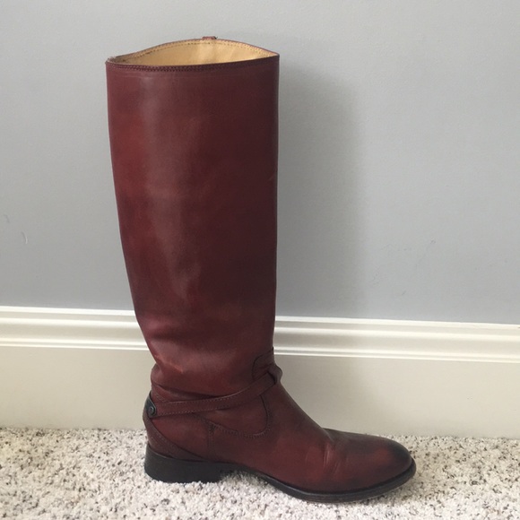 Lindsay Plate (Burnt Red) by The Frye Company - Picture 5 of 8